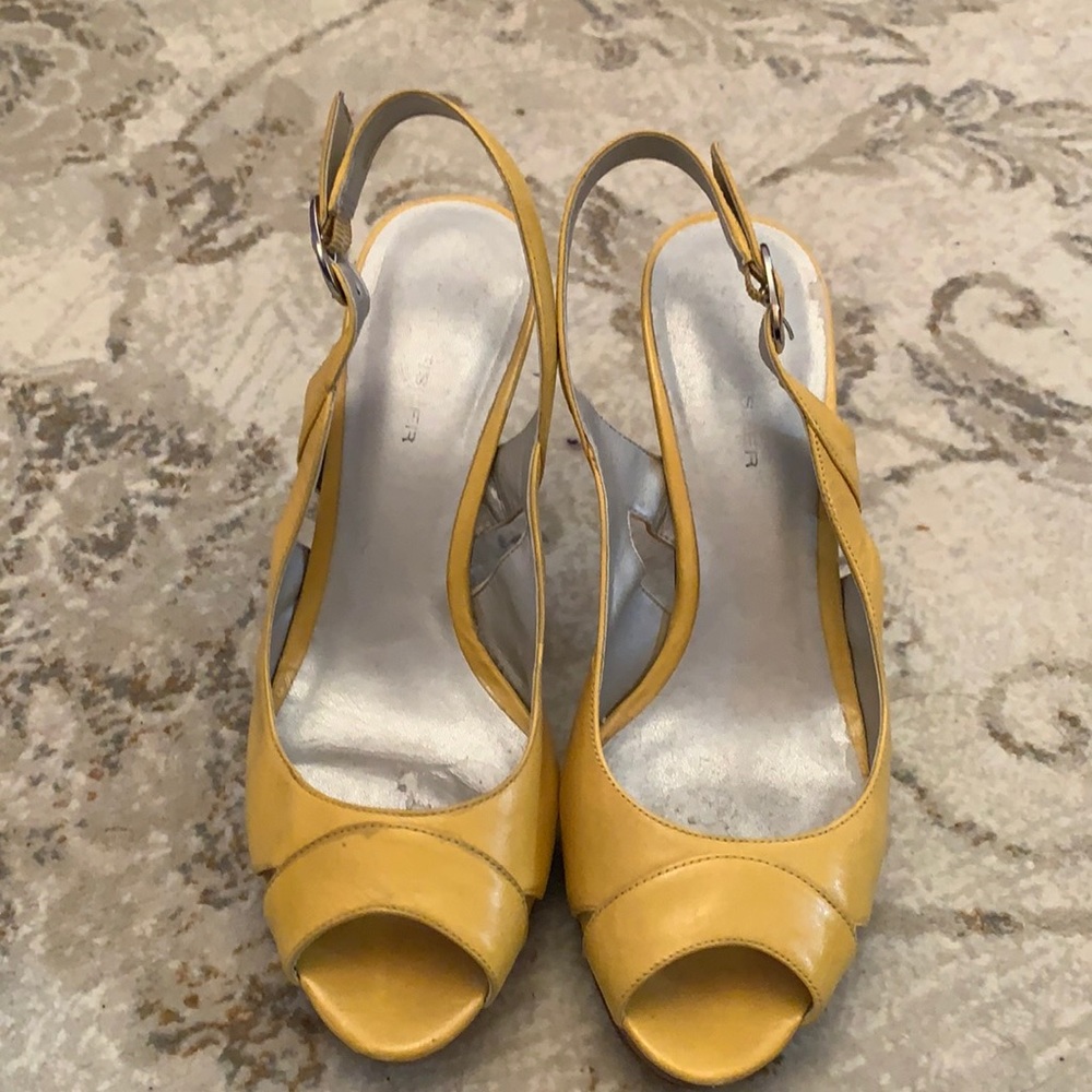 Marc fisher heels